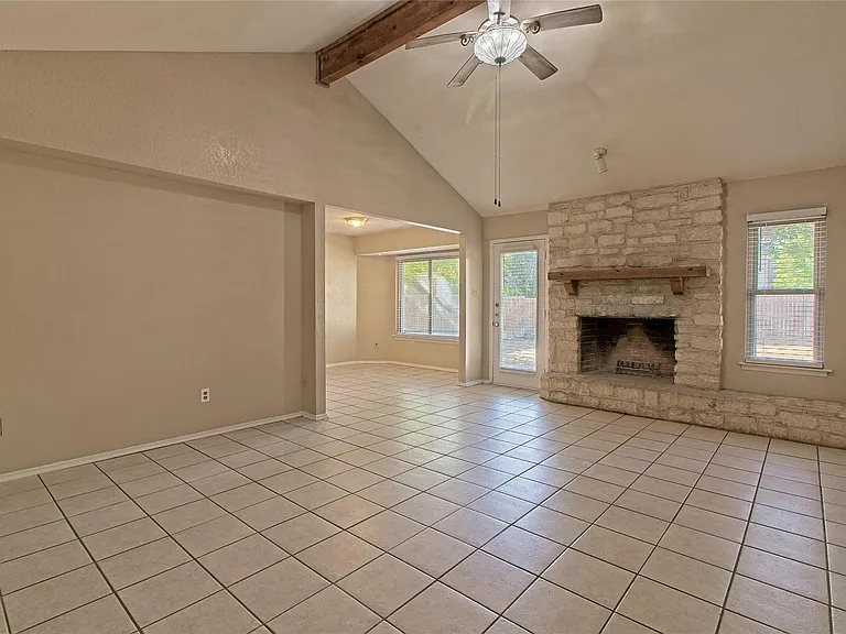 914 Garden Meadow Dr — Photo 7