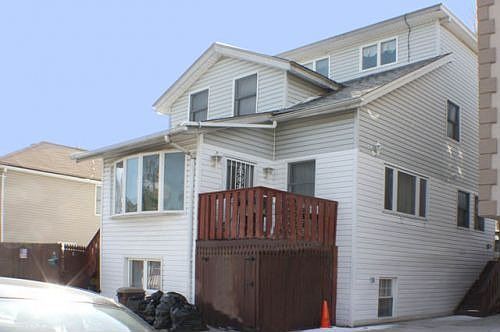 1st image of 117 Hymen Ct