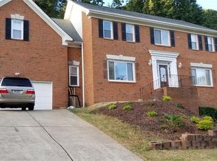 2950 Georgian Manor Dr, Johns Creek, GA 30022