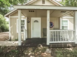 1013 E Sherman Dr, Denton, TX 76209
