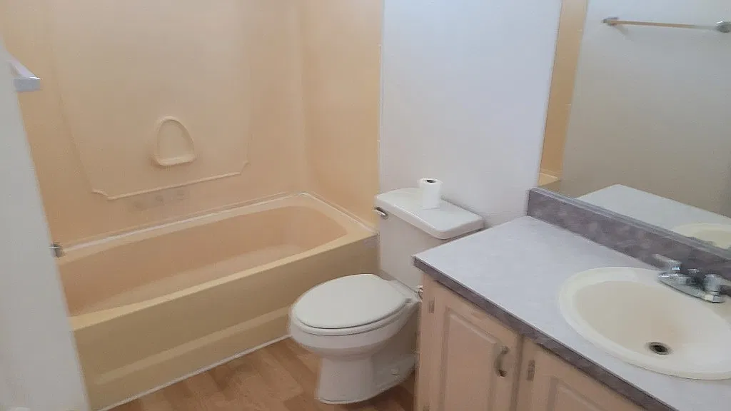 2 bed, 2.0 bath, 1408 sqft, $1,595 — Photo 4