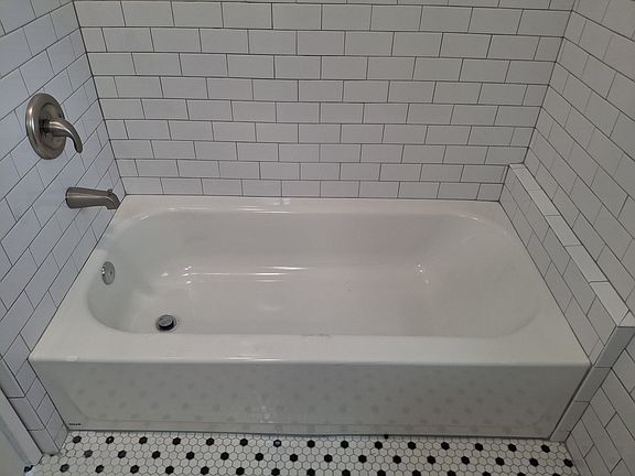 4th image of 2163 Post St APT 3