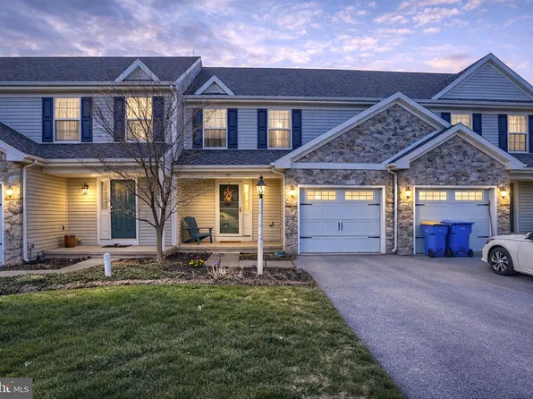 727 Winding Ln, Harrisburg, PA 17111