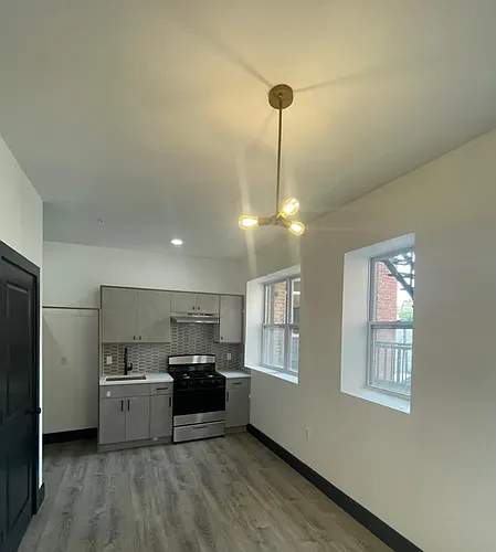 10 Thomas St #1C Photo 1