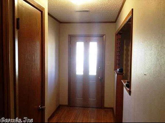 4th image of 1417 Wallis St