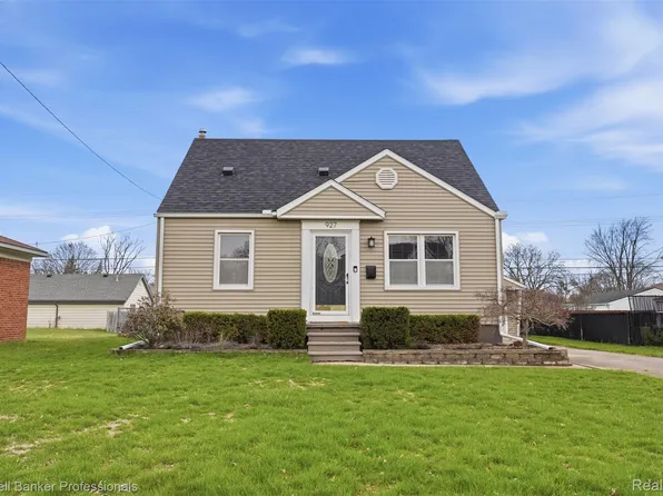 927 Montrose Ave, Royal Oak, MI 48073
