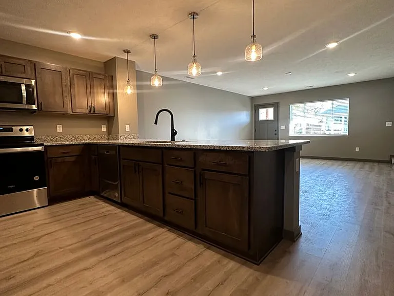 Starr St Townhomes — Photo 15