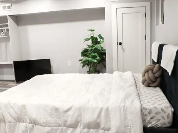 554 23rd Pl NE #1, Washington, DC 20002