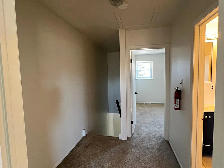 12 Townview Dr — Photo 11