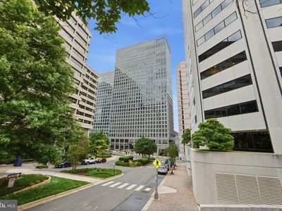 1111 19th St N APT 2705, Arlington, VA, 22209