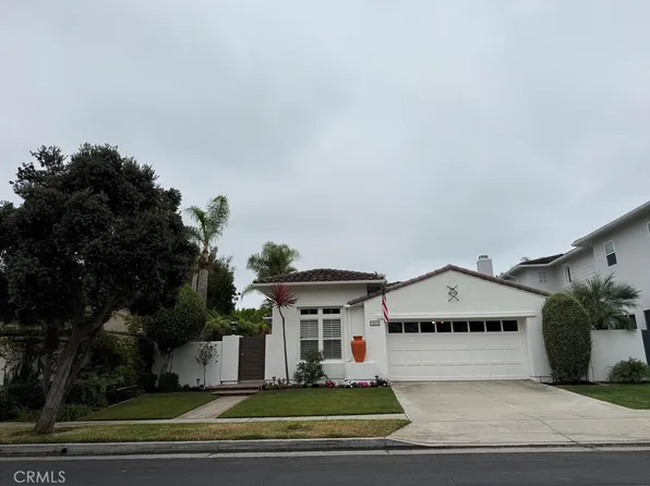6662 Brentwood Dr, Huntington Beach, CA 92648