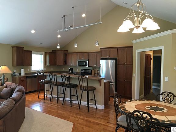4th image of 5362 Roosevelt Dr