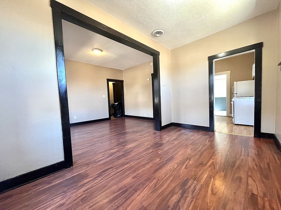 1st image of 319 E Washington St #10