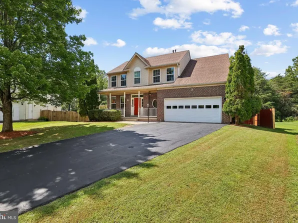 6217 Oakland Dr, Woodbridge, VA 22193
