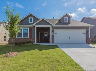 6709 S 20th St, Broken Arrow, OK 74011