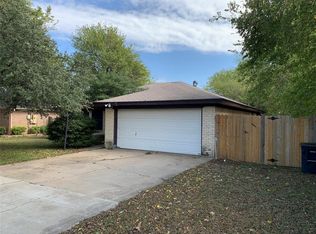 10617 Oak Grove Rd, Fort Worth, TX 76140