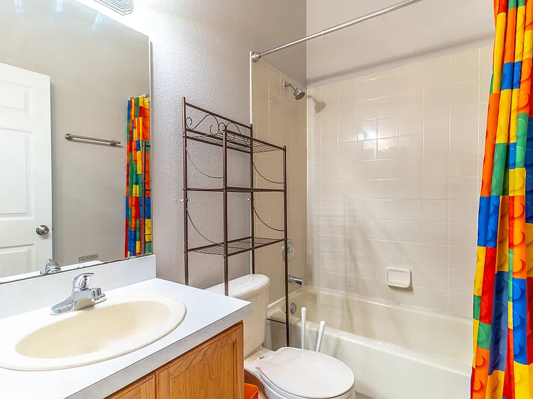 102 Ivy Brook Ct — Photo 36