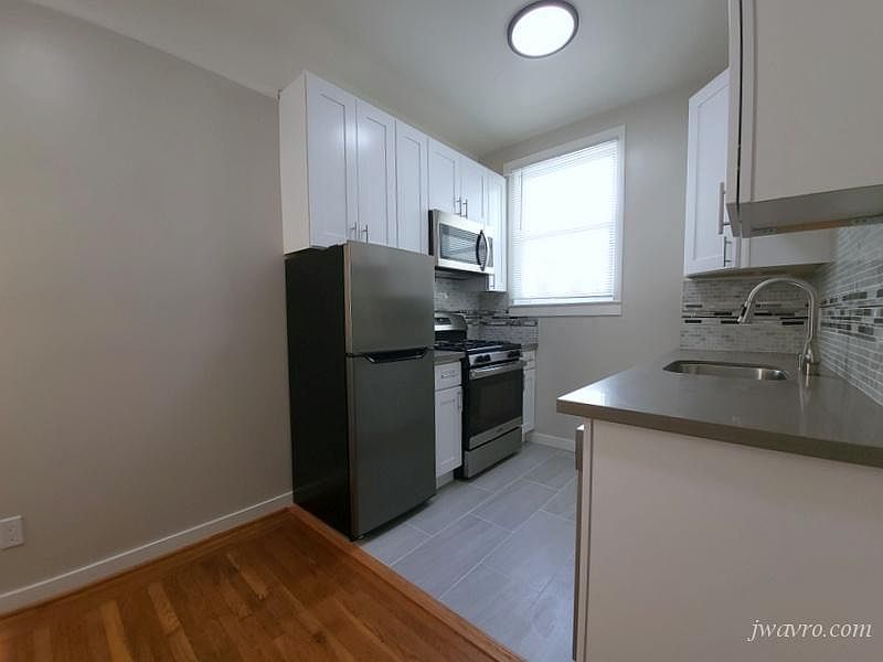 1st image of 36 Cervantes Blvd APT 8