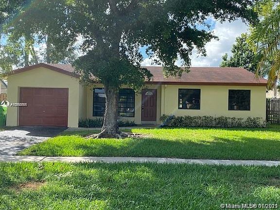 2nd image of 11740 NW 44th St