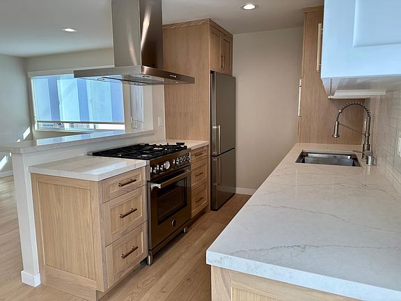 5th image of 428 Hill St APT 12
