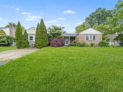 45 W 23rd Street, Deer Park, NY, 11729