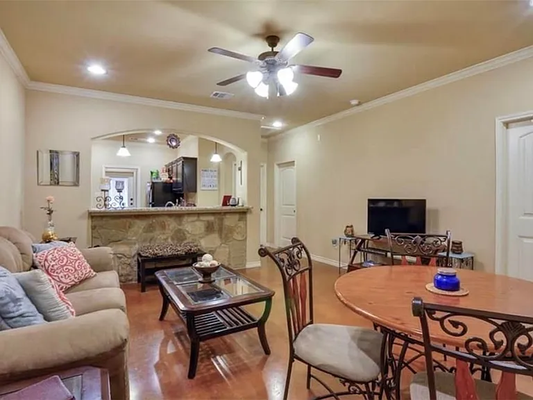 122 Kimber Ln — Photo 9