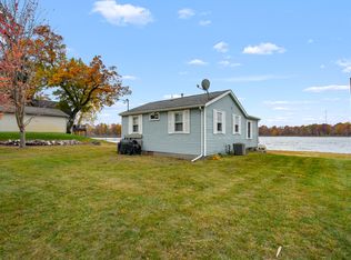 41758 N Park St, Paw Paw, MI 49079