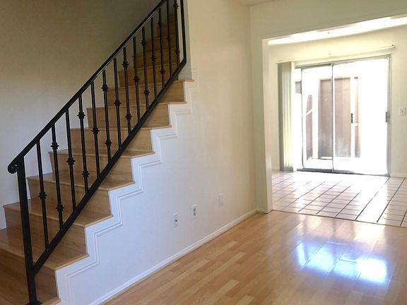 5th image of 4515 Ellis Ln Unit 4