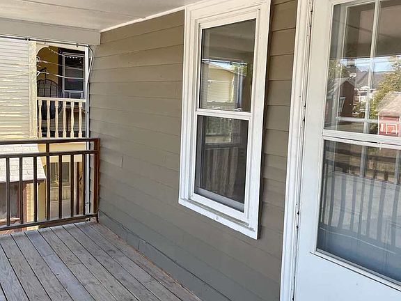 4th image of 38 1/2 Grant St #38-1/2