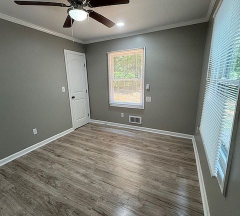 4th image of 121 Terrace Dr