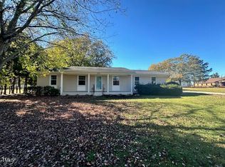 465 N Dunn St, Angier, NC 27501