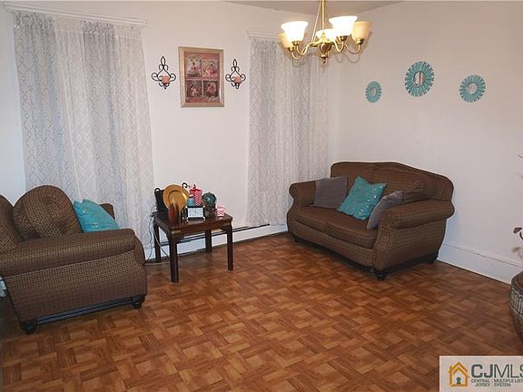 5th image of 155 State St