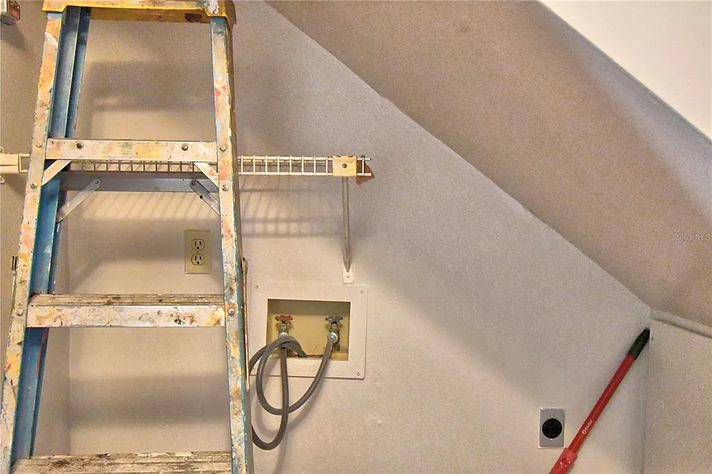 751 Rebecca St — Photo 3
