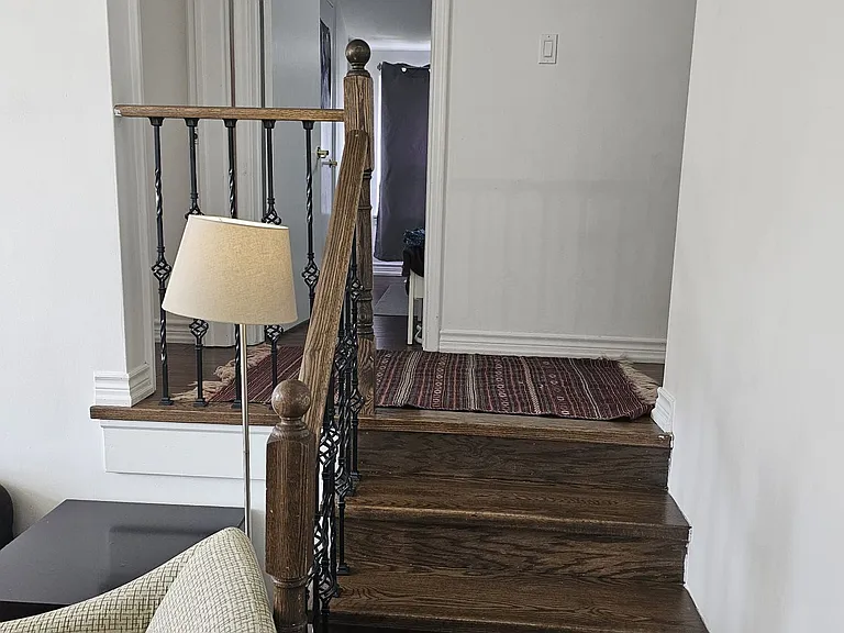 3242 Lawrence Ave E — Photo 18