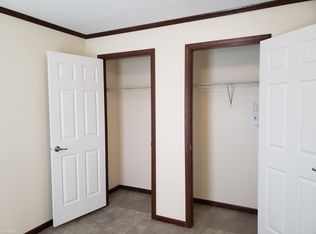 17 Westwoods, Amherst, OH 44001