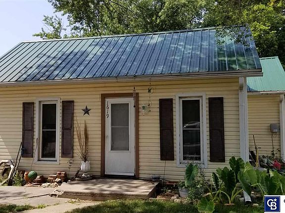 2nd image of 1617/1619 N Iowa Ave