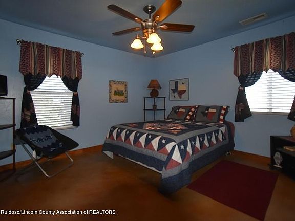 4th image of 115 Outrider Ln