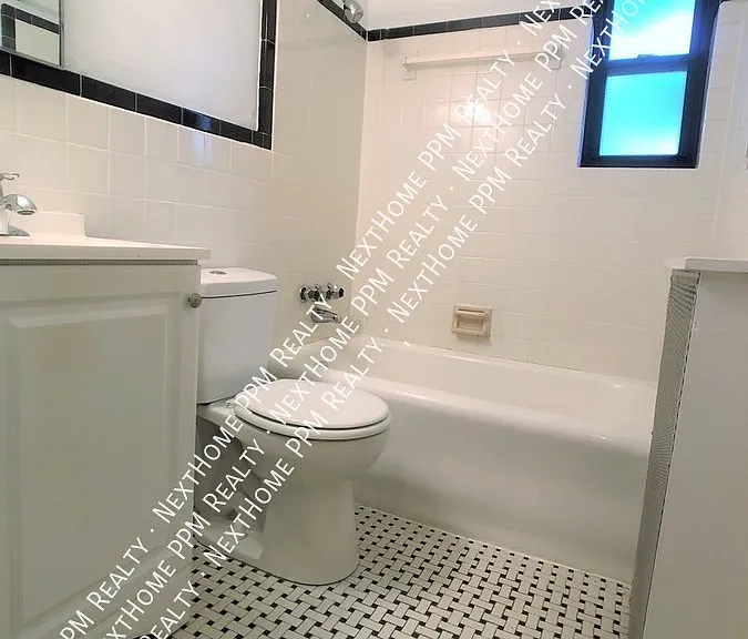 3130 Raleigh Ave #7 — Photo 9