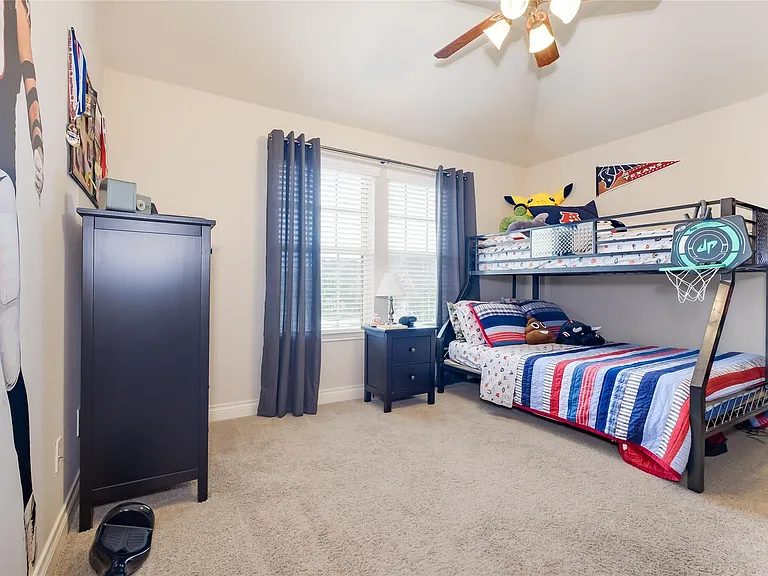 27707 Lodgemist Ct — Photo 32