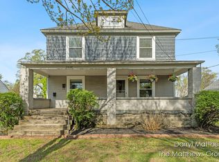 2445 Donahue Ct SW, Wyoming, MI