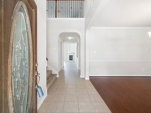 5th image of 24502 Avellino Ct