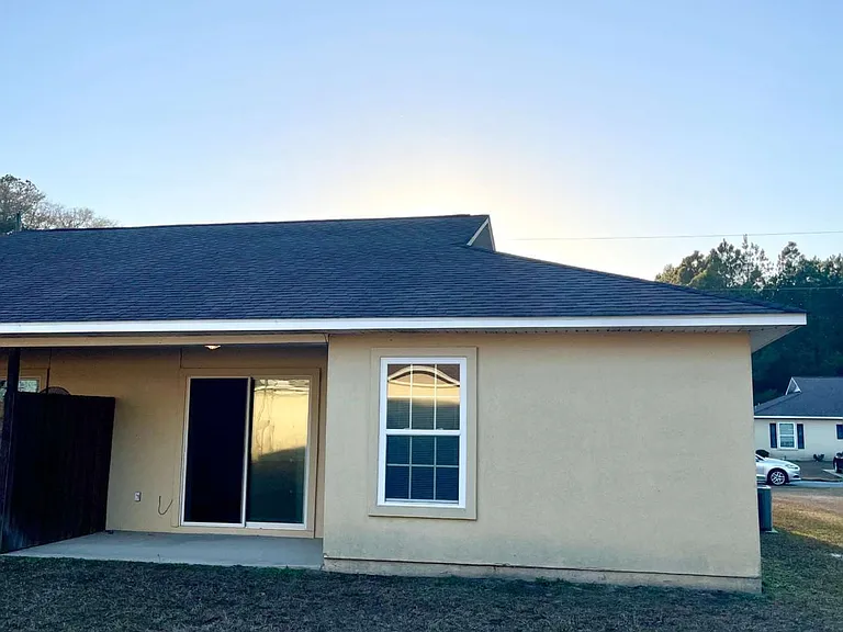 409 Lawnwood Ct — Photo 15