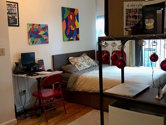 3rd image of 530 W 46th St APT 4sw