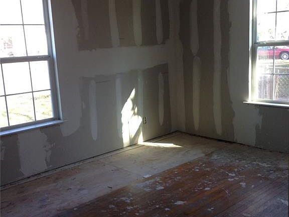 2nd image of 7630 Rayville Dr