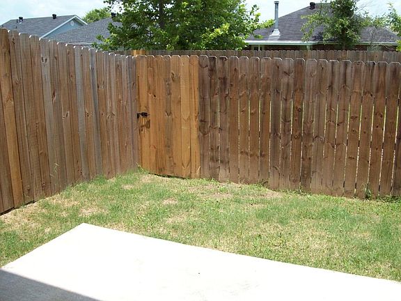 2nd image of 454 Vieux Carre APT 1