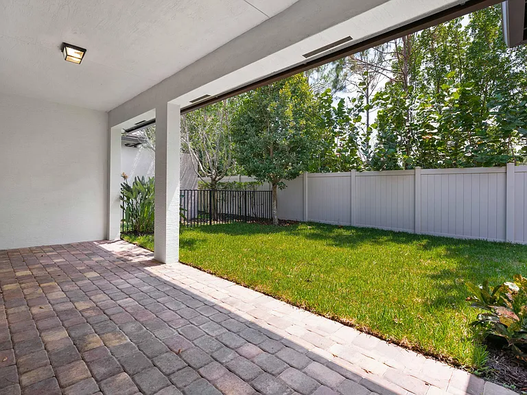 7018 Limestone Cay Rd — Photo 43