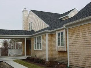 239 Ferry Landing Cir, Portsmouth, RI 02871