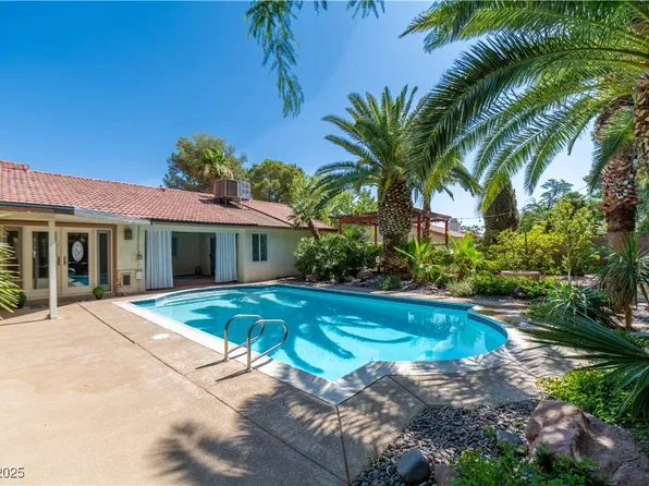 1561 Doran Dr, Las Vegas, NV 89123