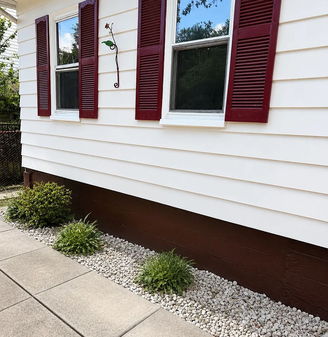 5 bed, 3720 sqft, $1,950 — Photo 3