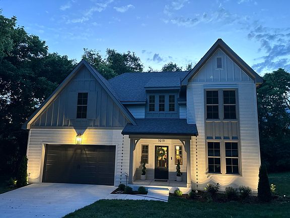 2nd image of 1019 N Runyan Dr